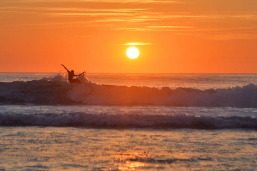 High Tide · Surf